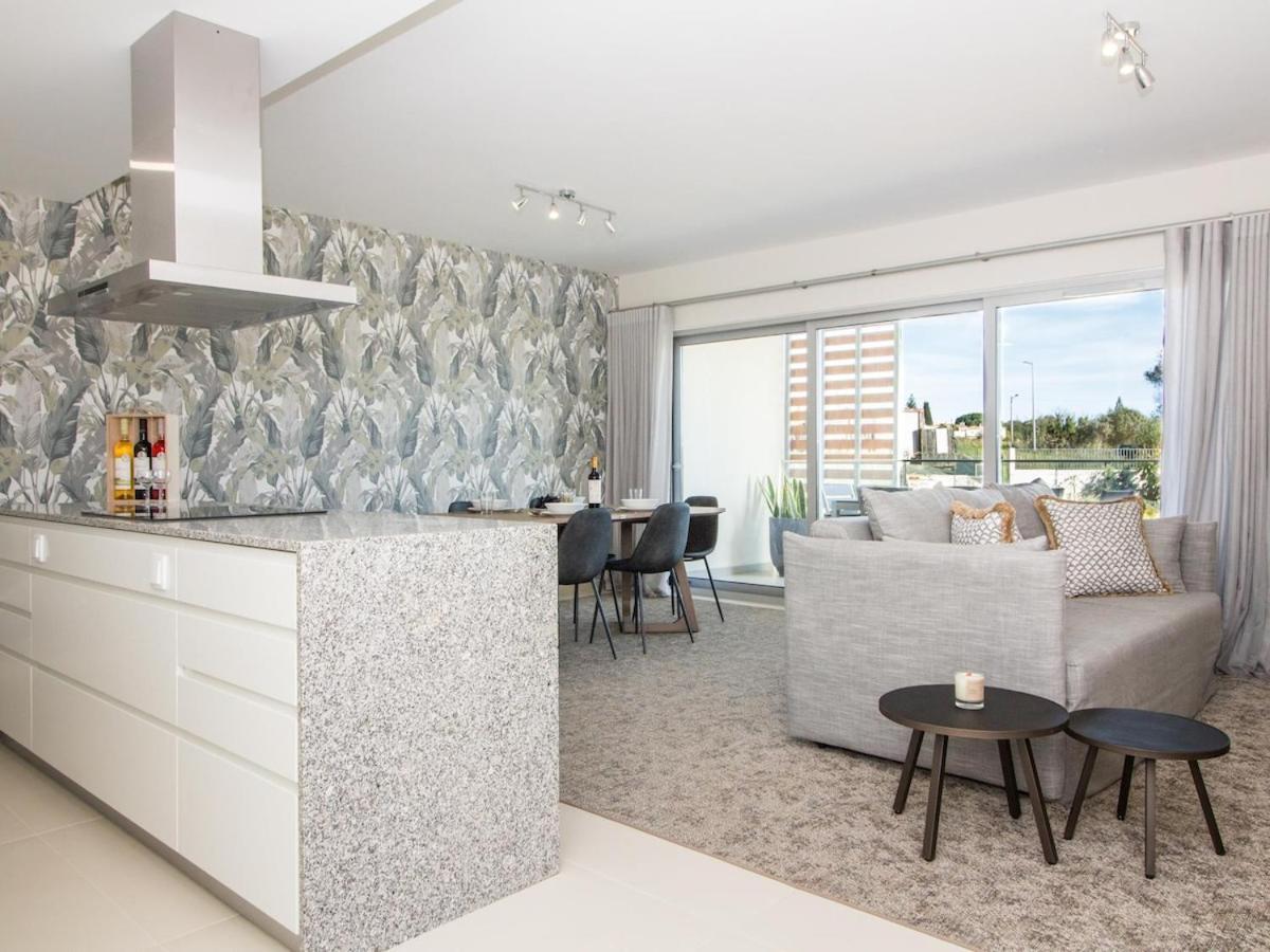 Green C Apartment - Luxurious & Playground & Garage Албуфейра Екстериор снимка