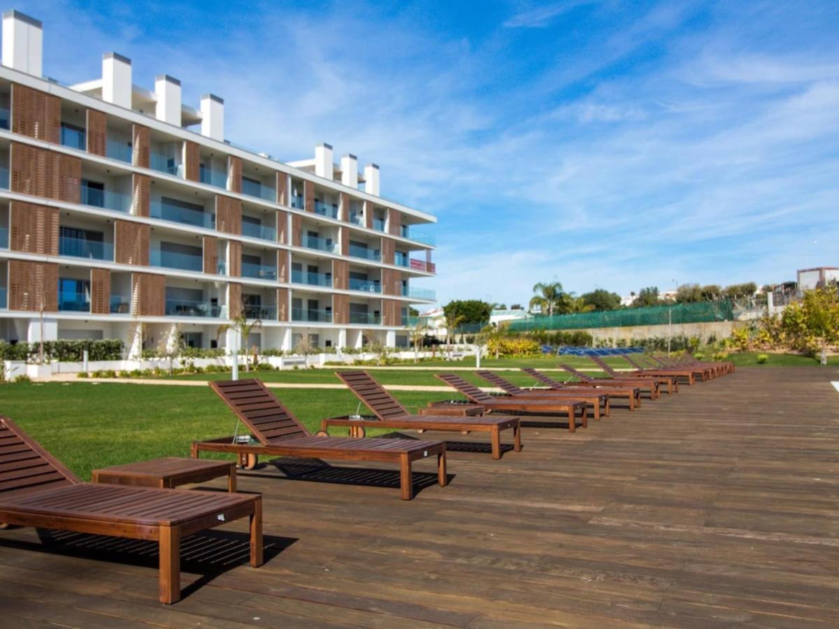 Green C Apartment - Luxurious & Playground & Garage Албуфейра Екстериор снимка