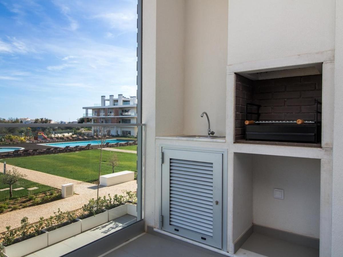 Green C Apartment - Luxurious & Playground & Garage Албуфейра Екстериор снимка
