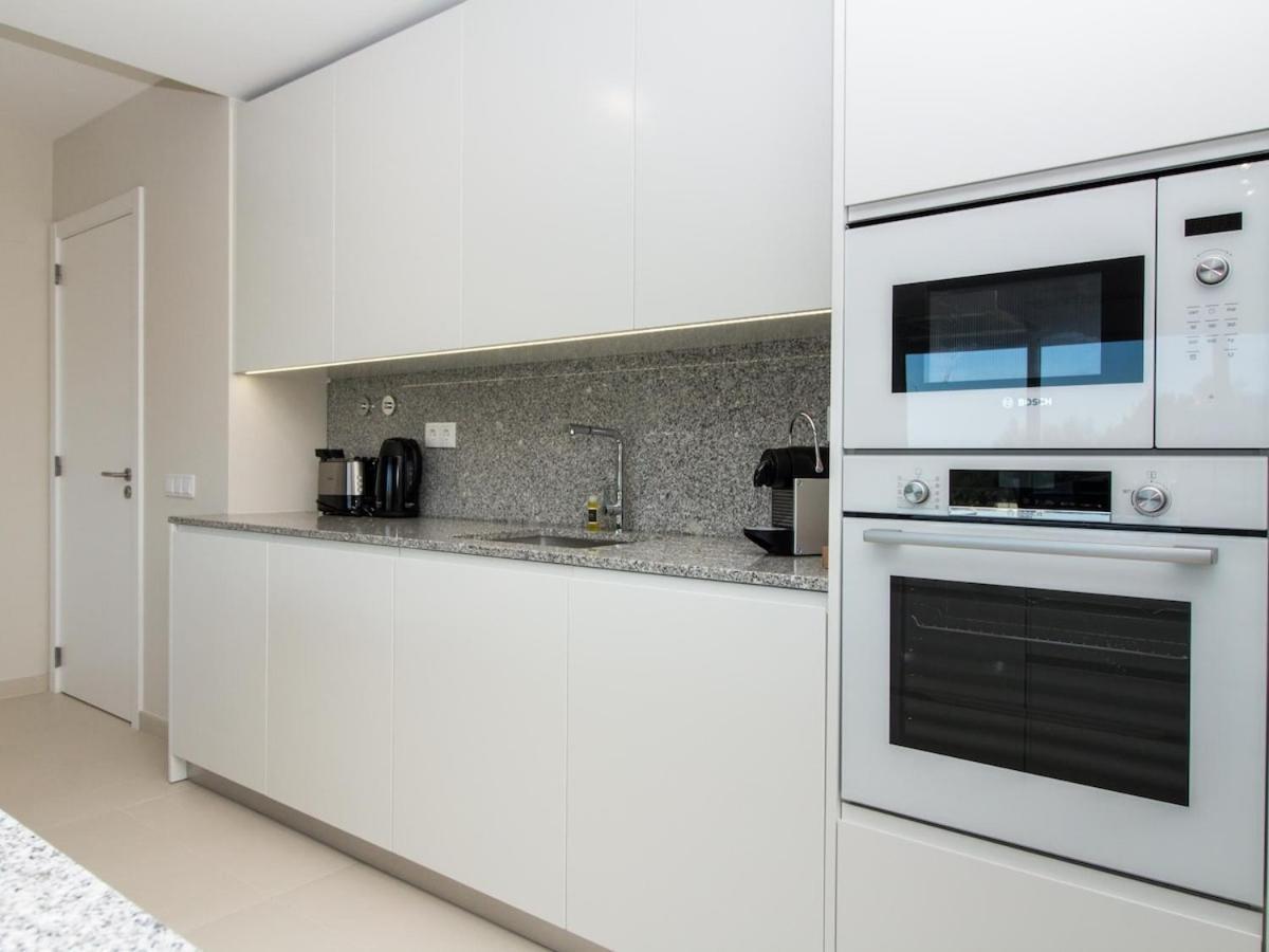 Green C Apartment - Luxurious & Playground & Garage Албуфейра Екстериор снимка